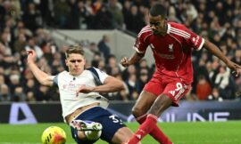 Liverpool manager Slot blames ‘reckless’ van de Ven for Isak’s injury – The Headlines