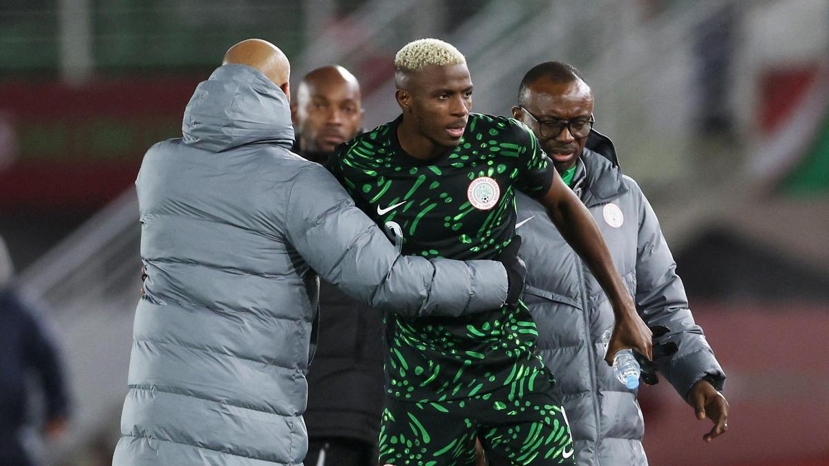 Nigeria dealing with unpaid bonuses and Osimhen spat ahead of AFCON quarterfinal clash with Algeria – Reports – The Headlines