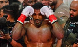 Anthony Joshua initially staying in Nigeria to recuperate after crash – The Headlines